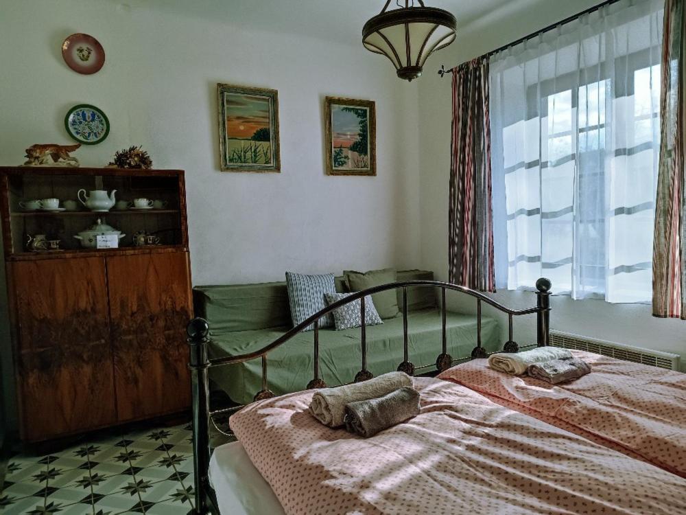 Ubytovani Pod Jilmem Zar Room photo